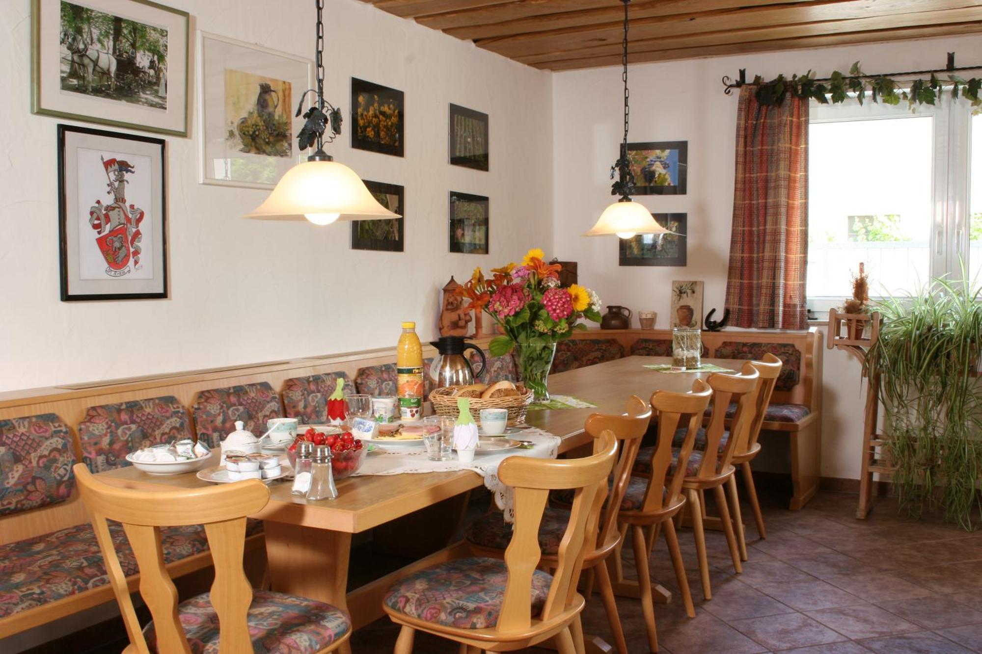 Weingut Herbert Kram ノルトハイム エクステリア 写真
